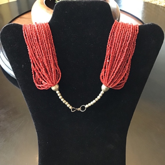 Two Coral Beaded Necklaces - Picture 4 of 5